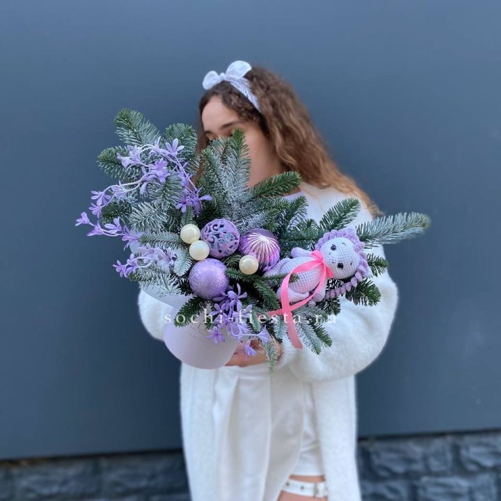 Композиция с единорогом в Красной Поляне