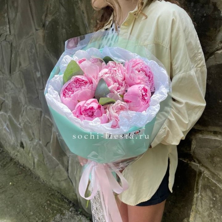 7 зефирных пионов в фоамиране в Красной Поляне