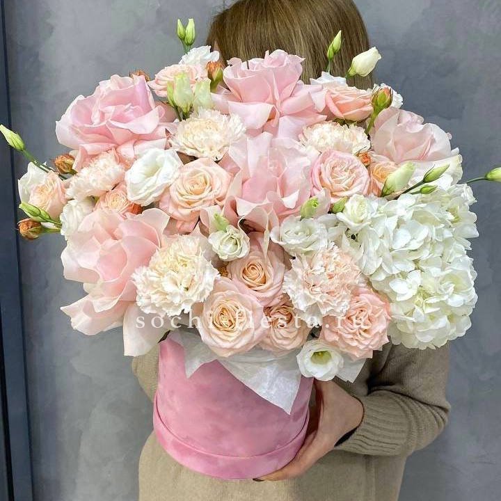 Авторский бокс French Rose №1 в Красной Поляне