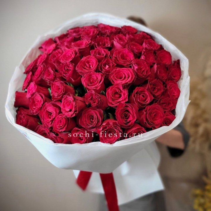 65 красных роз White в Красной Поляне