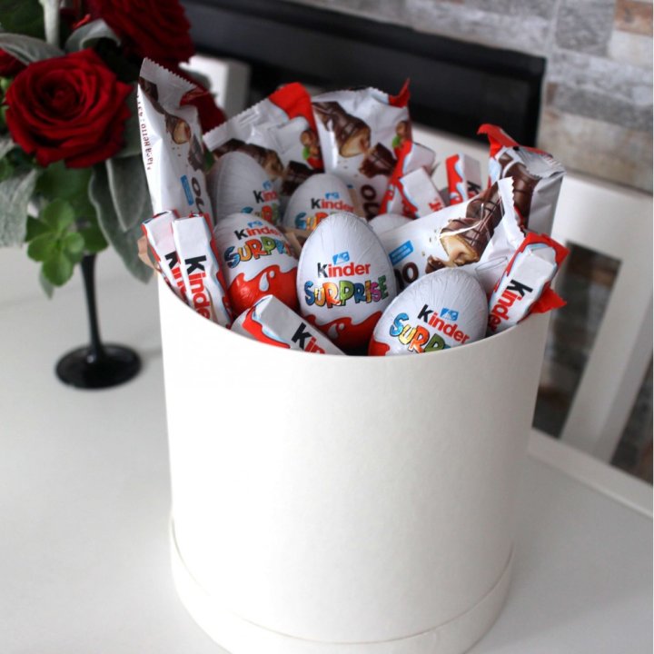 Коробка с киндерами Circle в Красной Поляне