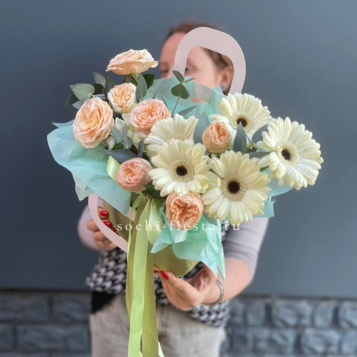  Сумочка "Лунная радуга" в Красной Поляне