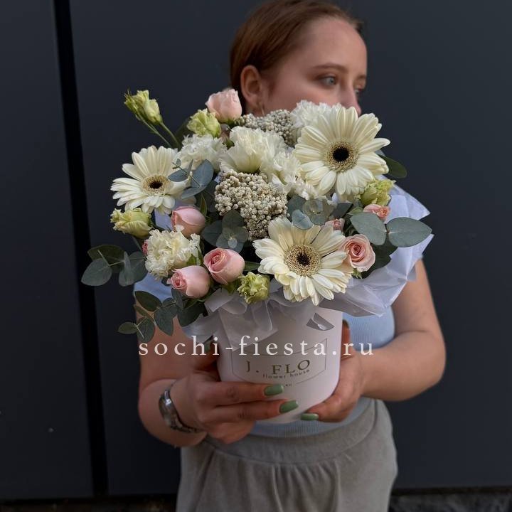 Бокс "Мои поцелуи" в Красной Поляне