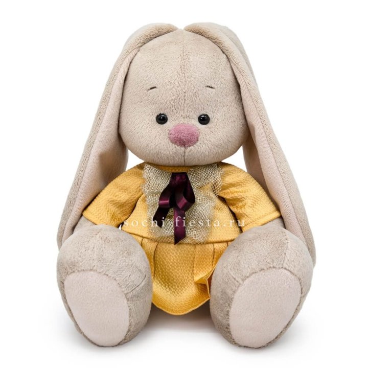 Зайка Ми в песочном платье в Красной Поляне