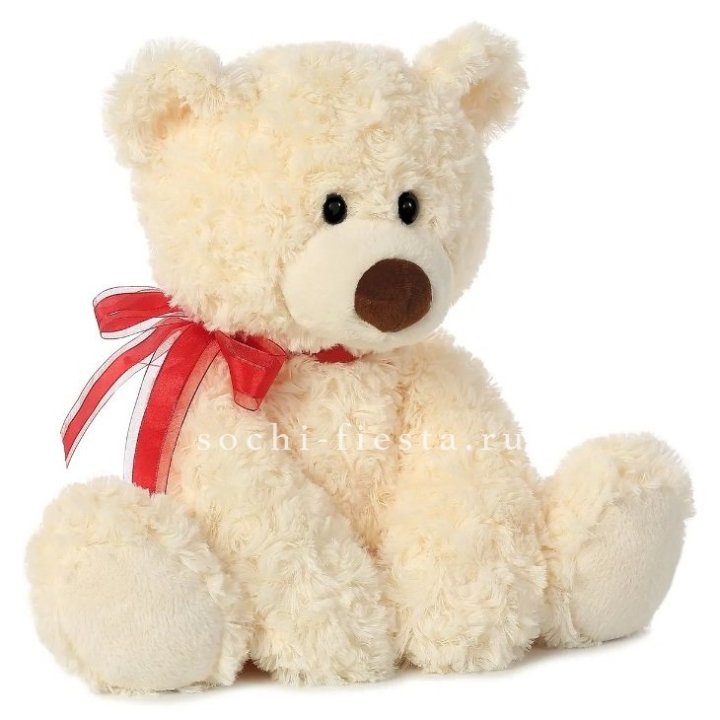Белый плюшевый мишка  в Красной Поляне