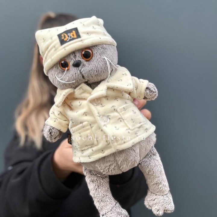 Кот Басик в пижаме в Красной Поляне