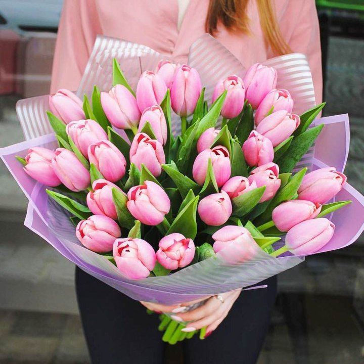 25 тюльпанов "Айс крем" в Красной Поляне