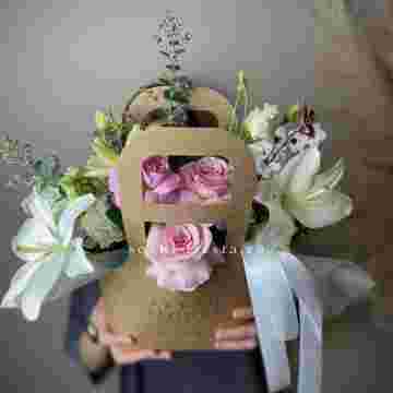 Flower bag "Modesty" в Красной Поляне