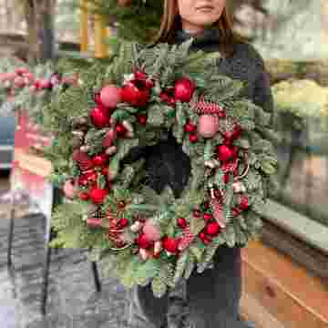 Рождественский венок XL "Happy Christmass" в Красной Поляне